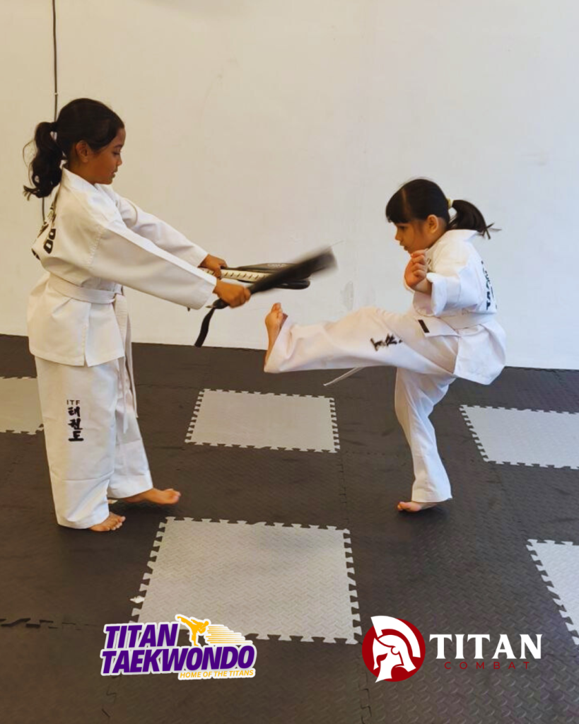 Bagaimana Sesi Latihan Titan Taekwondo Bantu Selesaikan Masalah Anak Tak Fokus & Panggil Tak Respon